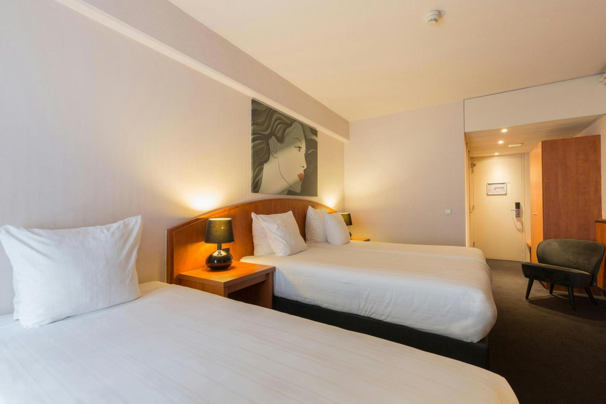 Triple Room,1746817590:JPEG